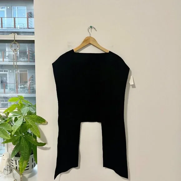 NEW Ixos Gilet Black Rafaello Top One Size - Picture 1 of 6